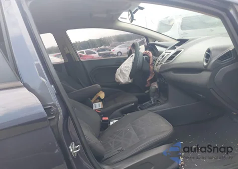 2013 Ford Fiesta Se z USA, uszkodzony, nr VIN 3FADP4BJ3DM171442